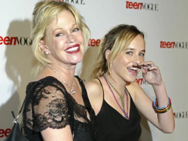 Sie-sieht-sich-eher-als-Freundin-und-nicht-als-Autoritaetsperson