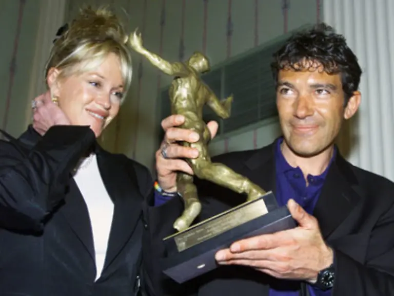 zumindest-in-Deutschland-zu-einem-Insiderfilm