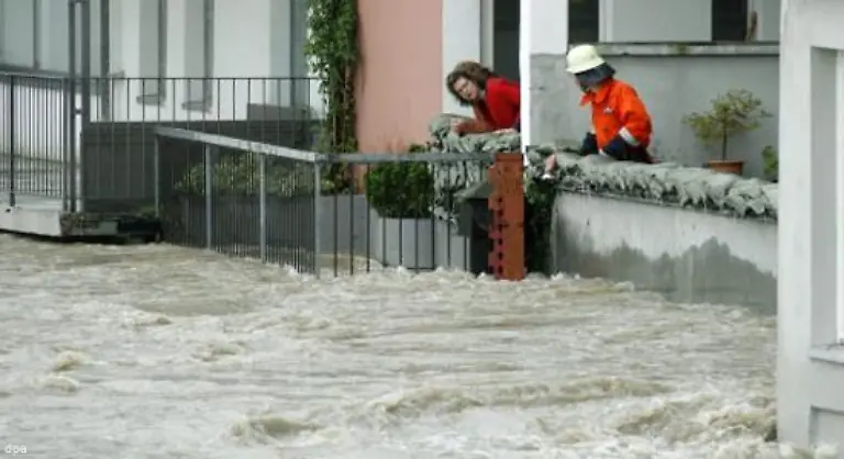 Die-Hochwasserlage-am-Rhein-in-Deutschland-entspannt-sich-nach-Angaben-der-rheinland-pfaelzischen-Behoerden-ebenfalls-weiter