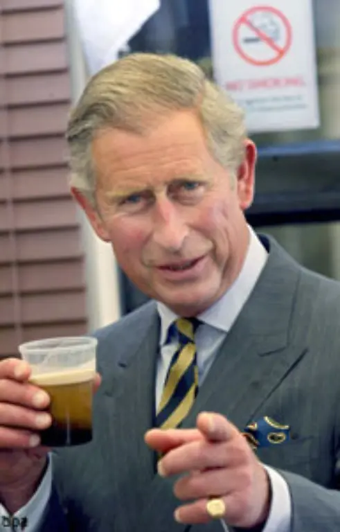 Sie-vererbte-dies-an-Prinz-Charles