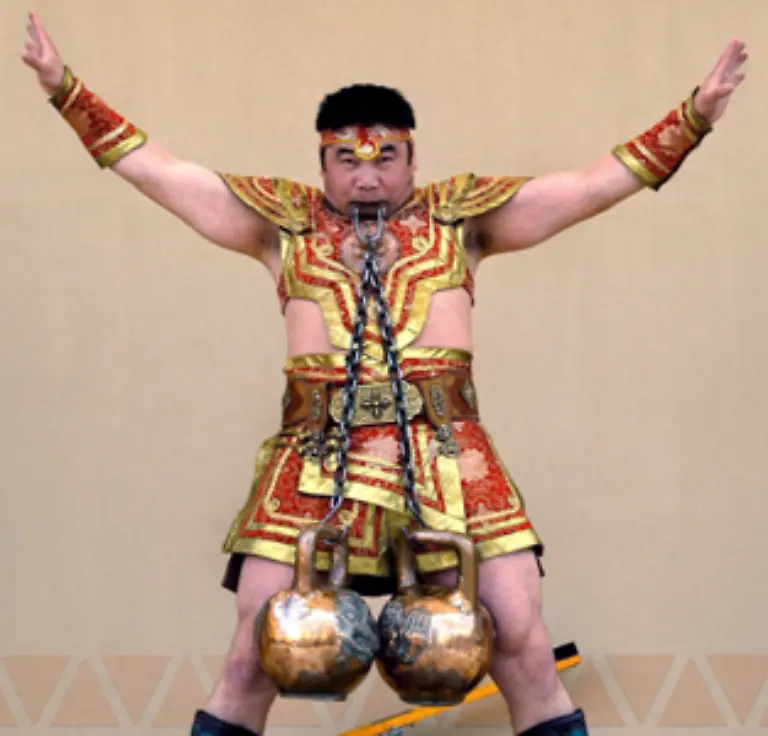 Sich-irgendwo-durchbeissen