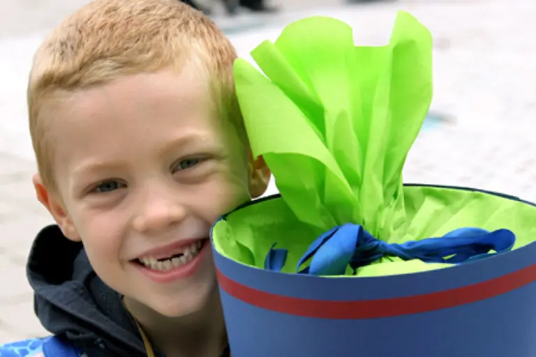 Die-Schneidezaehne-im-Oberkiefer-sind-meistens-bis-zur-Einschulung-rausgefallen