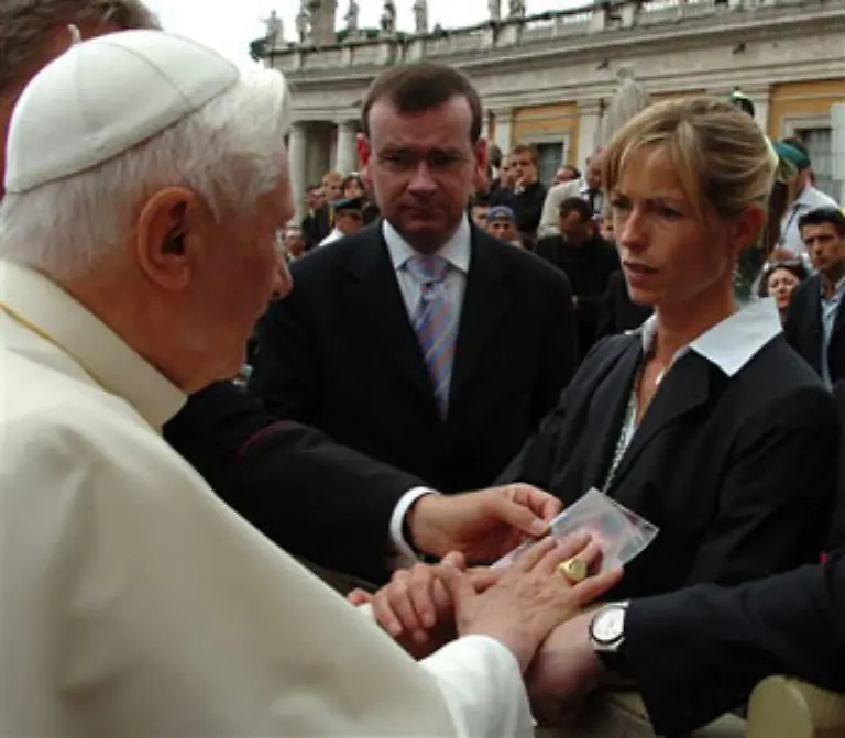 Der-Papst-gibt-ihnen-eine-Audienz