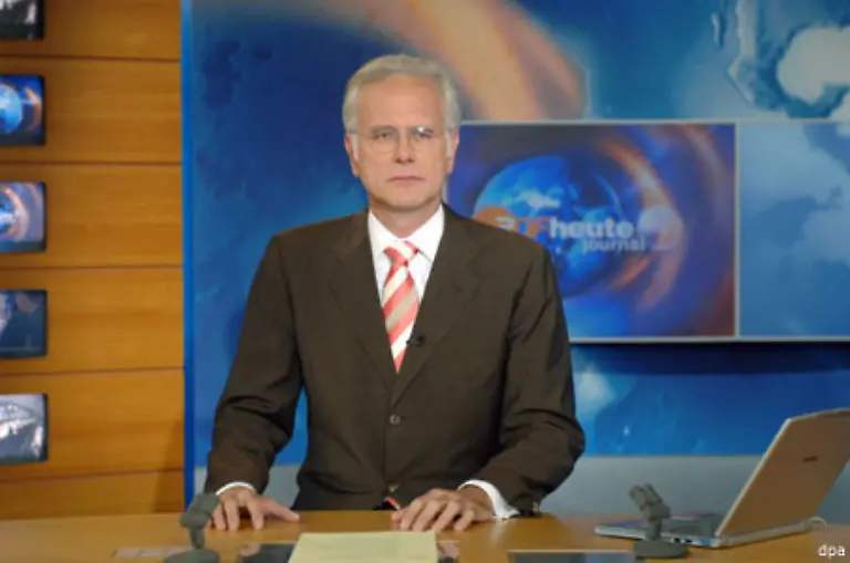 gewoehnungsbeduerftiger-Nachrichtenmoderator