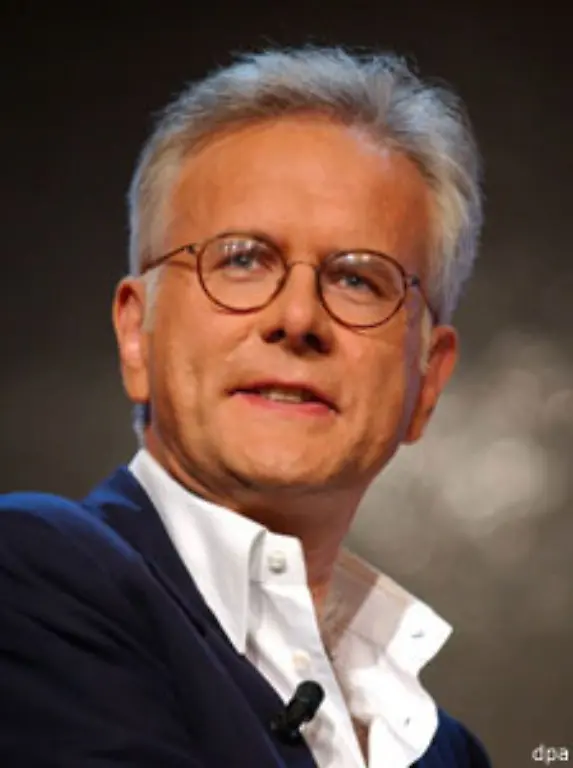 Kritisiert-wurde-Schmidt-gelegentlich-wegen-seiner-Polenwitze-sie-verschafften-ihm-den-Titel-Dirty-Harry