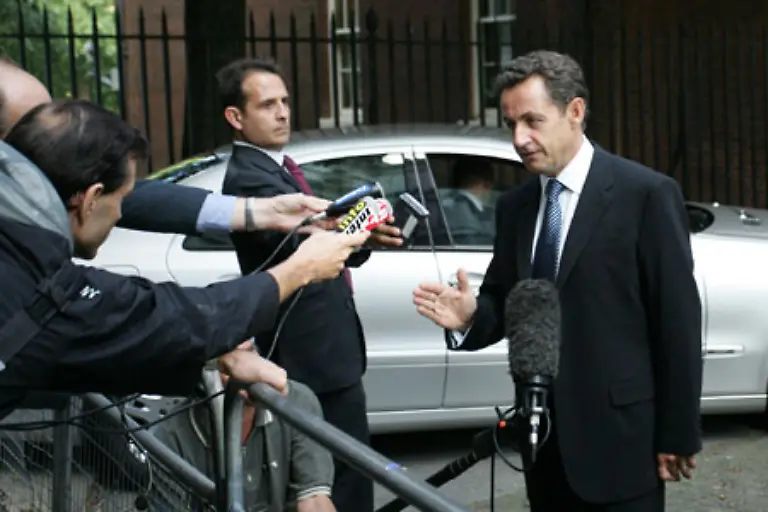 Manche-Kommentatoren-in-Frankreich-fragen-sich-ob-Sarkozy-dieses-Tempo-weiter-durchhalten-kann