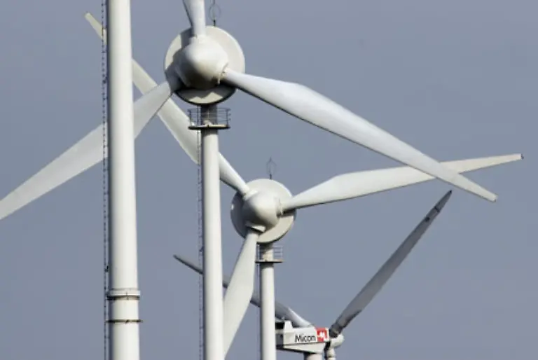 Deutschlands-aeltester-Windpark-ist-seit-20-Jahren-in-Betrieb