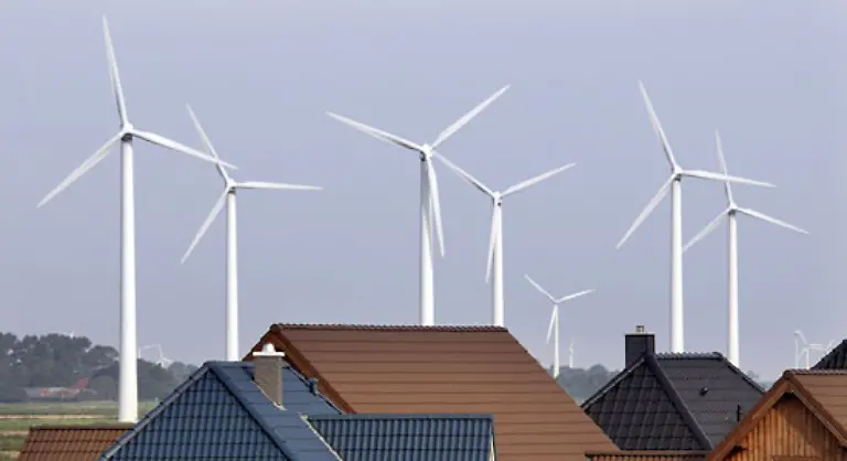 Am-24-August-1987-ging-der-erste-deutsche-Windkraftpark-im-Kaiser-Wilhelm-Koog-an-der-Westkueste-Schleswig-Holsteins-ans-Netz
