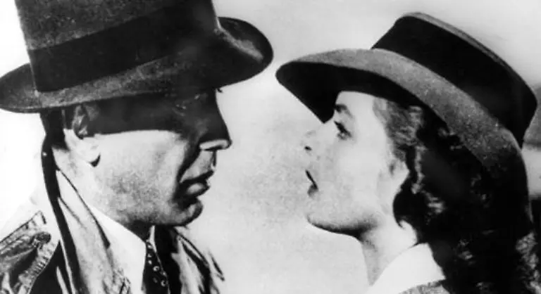 Fuer-die-Filmwelt-unsterblich-wurde-die-Skandinavierin-als-Ilsa-Lund-neben-Humphrey-Bogart-in-Casablanca-1942