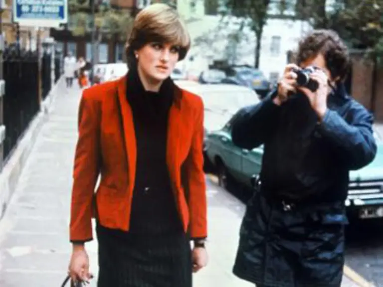Diana-hatte-lediglich-unser-Mitgefuehl-Von-den-Paparazzi-gehetzt