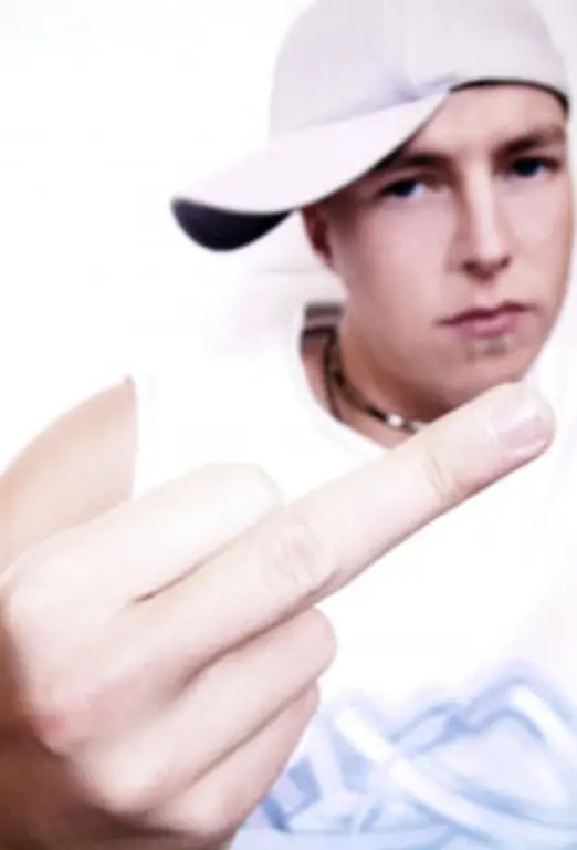 Nicht-einmal-mit-fremdsprachigen-Verwuenschungen-ist-man-auf-der-sicheren-Seite-Ein-spanisches-hijo-de-puta-fuehrt-genauso-zum-Rausschmiss-wie-die-deutsche-Bezeichnung-Hurensohn