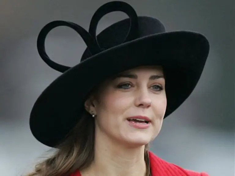die-Monarchie-ist-staerker-und-anerkannter-als-noch-vor-10-Jahren-die-Hoffnung-auf-ein-Fortbestehen-mit-William-und-Kate-ist-einfach-zu-romantisch
