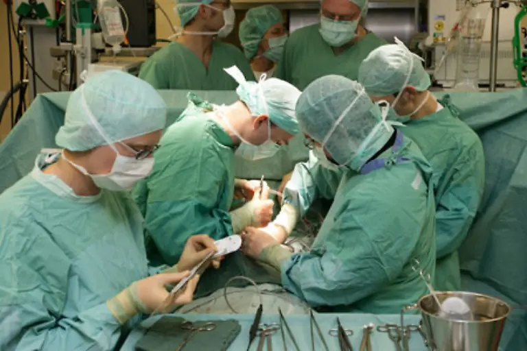 Die-Schaeden-durch-das-Rauchen-sind-vielfaeltig-Krebs-in-verschiedenene-Auspraegungen-Herz-Kreislauferkrankungen-Knochenschwund-Lungenblaehung-chronische-Bronchitis