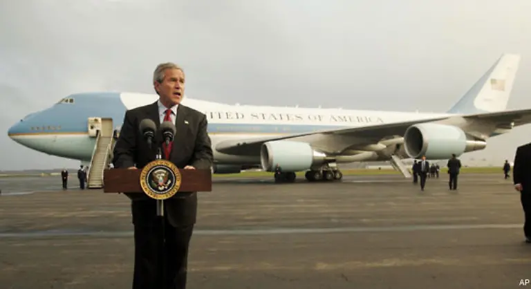 Bush-nutzt-das-Video-um-die-Angst-der-Waehler-zu-schueren-und-wird-prompt-wiedergewaehlt