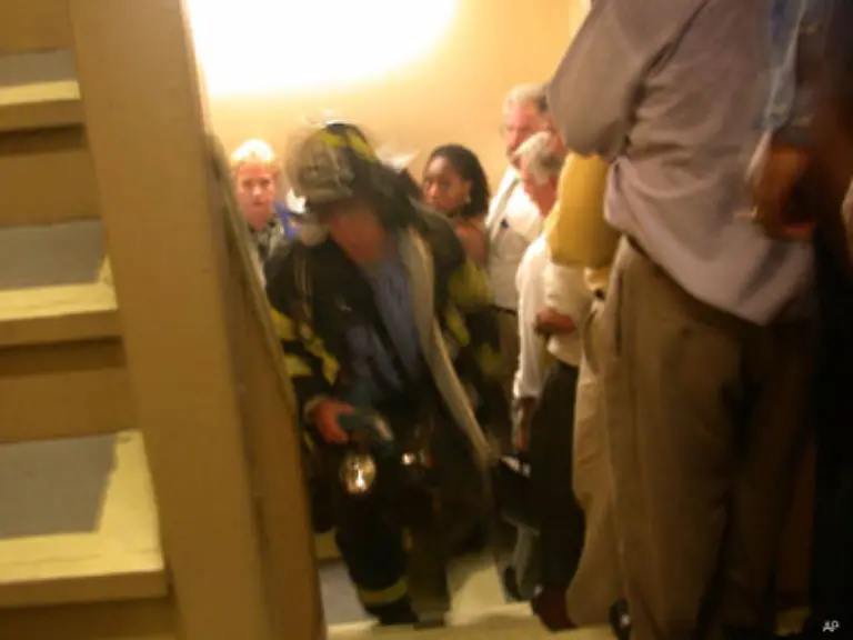 Mehr-als-340-Feuerwehrleute-kommen-dabei-ums-Leben