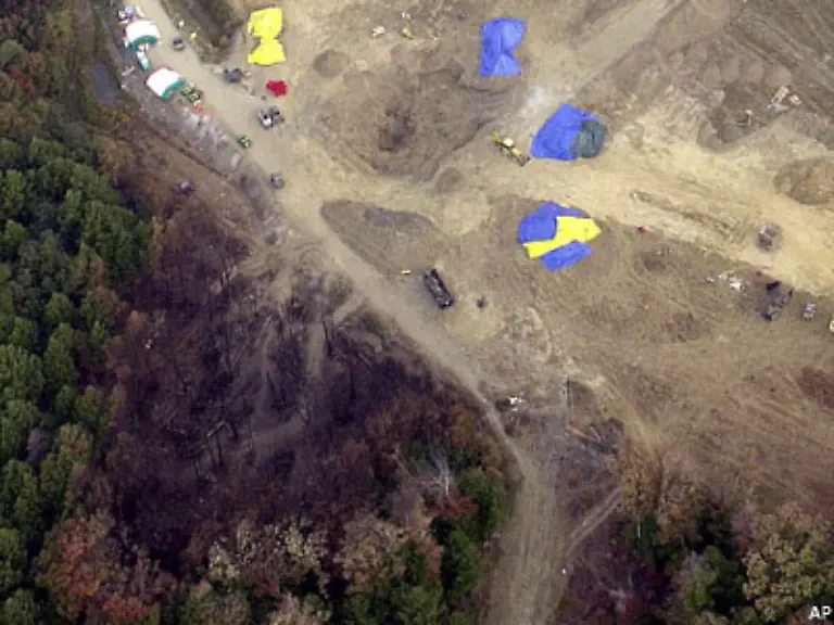 Am-Morgen-hatte-das-Flugzeug-auf-dem-Flughafen-in-einer-Warteschlange-ausharren-muessen-und-startete-deshalb-mit-40-Minuten-Verspaetung-Experten-sehen-darin-den-Grund-dass-dieses-Flugzeug-als-einziges-sein-Ziel-verfehlt-hat