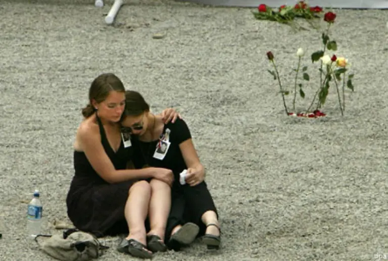 Sie-trauern-um-die-Menschen-die-ums-Leben-kamen