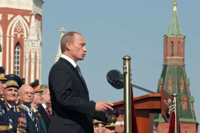 Von-den-112-2-Millionen-Tonnen-Rohoel-die-Deutschland-2005-importiert-hat-kamen-34-1-Prozent-aus-Russland