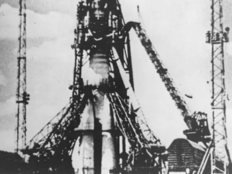 Der-Startschuss-fuer-die-Satellitentechnik-wurde-vor-50-Jahren-auf-einer-Raketenabschussrampe-im-kasachischen-Baikonur-gegeben