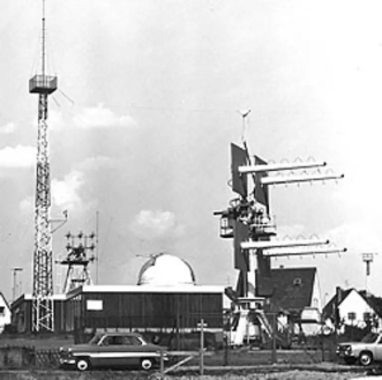 Am-5-Oktober-1957-empfaengt-die-Volkssternwarte-Bochum-seine-Signale