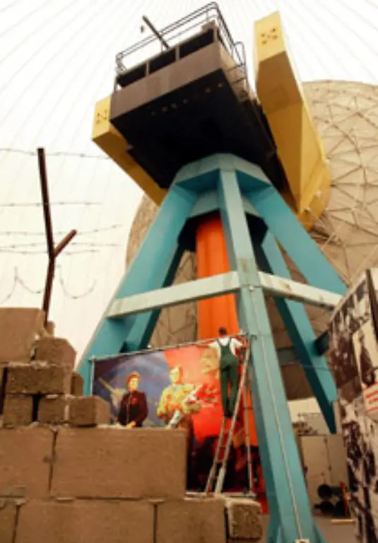 ueber-Vorbereitungen-fuer-den-Signalempfang-des-von-der-Sternwarte-Bochum-startenden-Jubilaeums-Sputnik-Raumflugkoerpers-zu-berichten