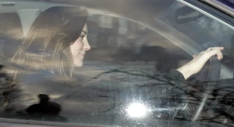 Prinz-William-und-Kate-Middleton-gemeinsam-im-Auto-das-Traumpaar-wieder-vereint-nun-gibt-es-auch-den-optischen-Beweis-worueber-seit-Monaten-spekuliert-wird