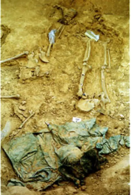 Der-Feldwebel-Mario-Tern-der-sich-Mut-fuer-die-ihm-befohlene-Tat-angetrunken-hatte-macht-sein-Opfer-den-Argentinier-Ernesto-Guevara-damit-unsterblich