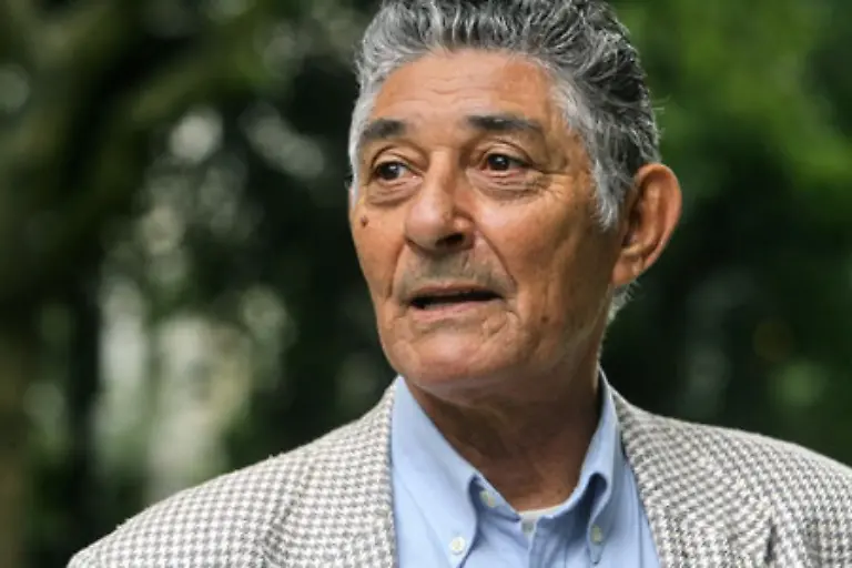 Zwischen-Che-Guevara-und-Revolutionsfuehrer-Fidel-Castro-gab-es-starke-Spannungen-Che-war-nicht-mit-der-engen-Anlehnung-an-die-Sowjetunion-seit-Anfang-der-60er-Jahre-einverstanden-erzaehlt-der-in-Paris-lebende-68-jaehrige-Ex-Guerillero-Dariel-Alarcn