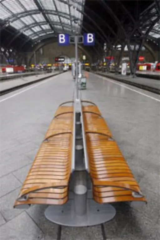 und-auf-deutschen-Bahnhoefen-geht-es-besinnlich-zu