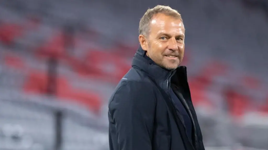 Trainer-Hansi-Flick-vom-FC-Bayern-Muenchen