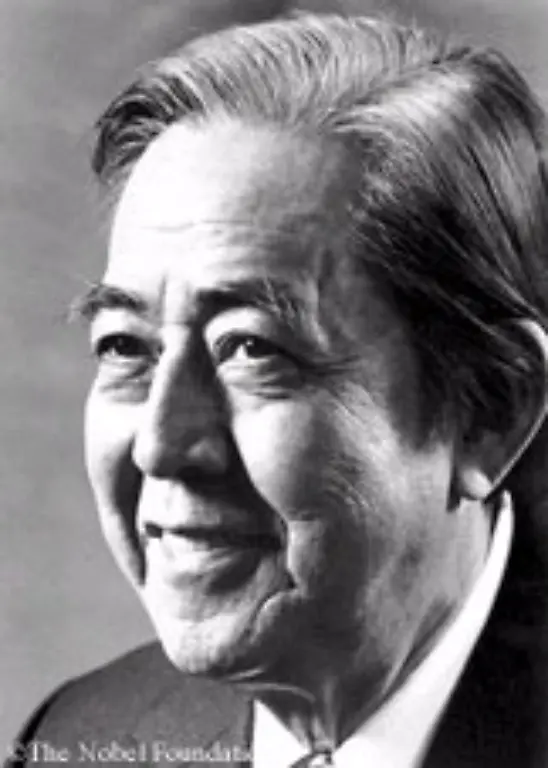 1974-Eisaku-Sato-ehemaliger-japanischer-Ministerpraesident-und-Streiter-gegen-Atomwaffen-sowie