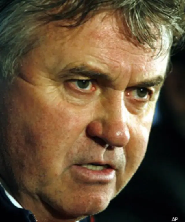 das-Vertrauen-von-Trainer-Guus-Hiddink