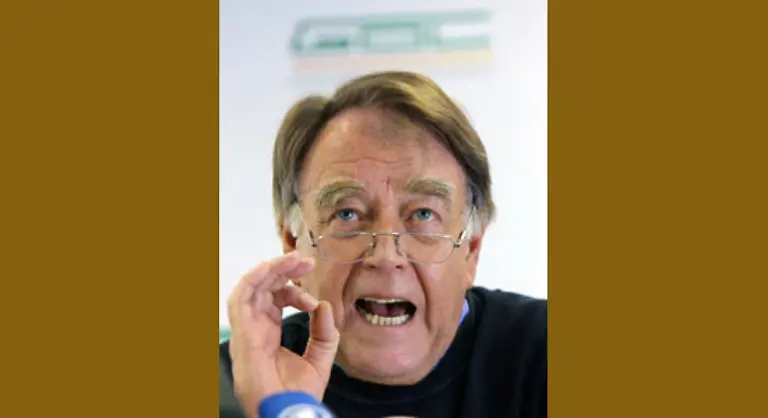 Keine-gute-Voraussetzung-fuer-konstruktive-Verhandlungen-Das-muss-ihm-jemand-gesagt-haben-Denn-er-versucht-sich-zu-bremsen-mit-maessigem-Erfolg-allerdings-Sich-zurueckzunehmen-will-gelernt-sein