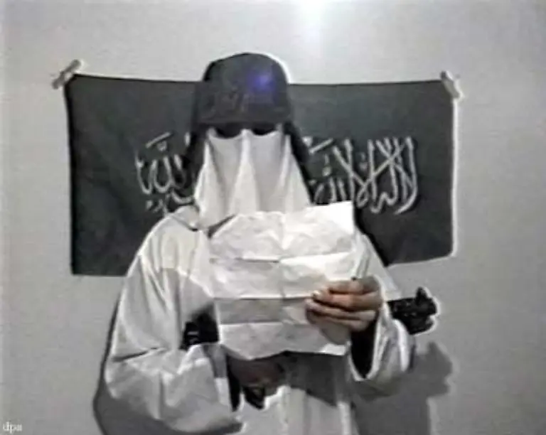 Ein-Aufruf-von-Osama-bin-Laden-im-Oktober-2003-zu-Terrorakten-in-aller-Welt-bewegte-laut-Anklageschrift-die-Gruppe-dazu-mit-der-Planung-der-Anschlaege-zu-beginnen