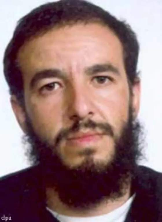 der-Marokkaner-Youssef-Belhadj-30-der-auf-einem-Video-als-Sprecher-in-Erscheinung-trat
