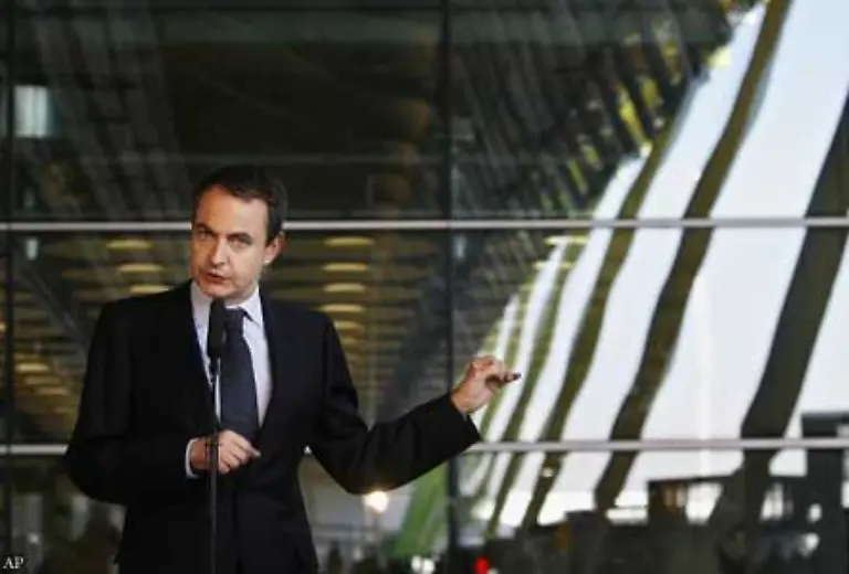 Drei-Tage-nach-den-Anschlaegen-hatten-die-Sozialisten-PSOE-ueberraschend-die-Parlamentswahlen-gewonnen-und-die-konservative-Volkspartei-PP-von-der-Macht-verdraengt