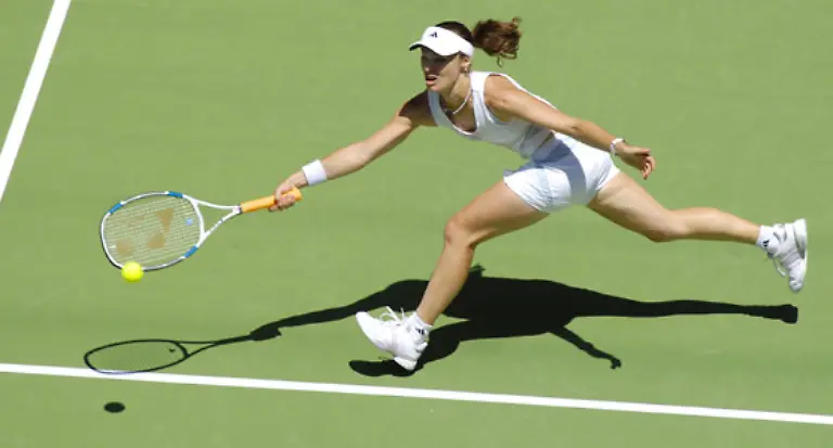 Wo-die-junge-Martina-Hingis-auftauchte-flogen-ihr-Sympathien-zu-und-Baelle