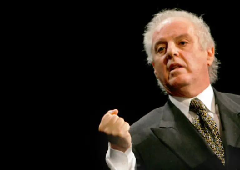 Barenboim-musste-auch-schmerzliche-Niederlagen-einstecken-Mehr-als-20-Jahre-arbeitete-er-mit-den-Berliner-Philharmonikern-zusammen