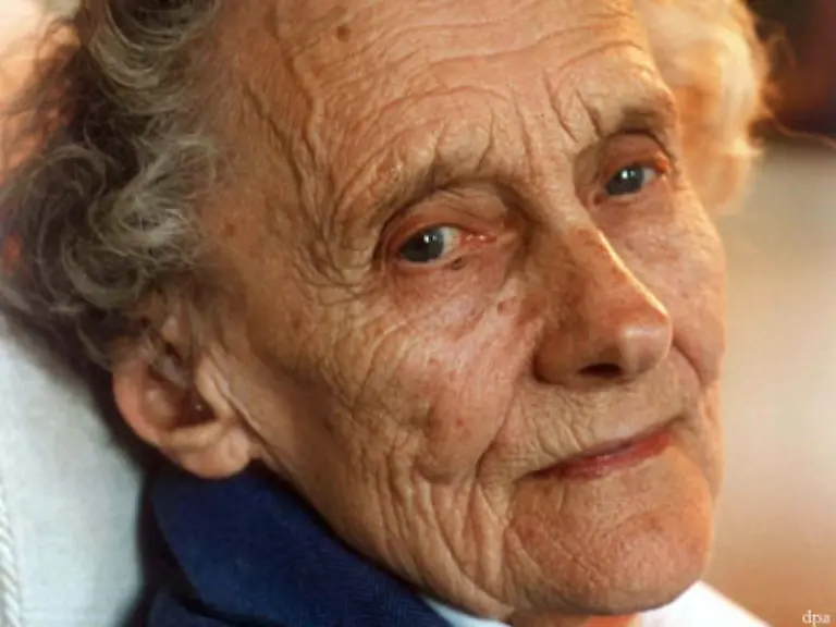 Ohne-sie-waere-die-Kindheit-nur-halb-so-schoen-Mit-Pippi-Langstrumpf-Kalle-Blomquist-Michel-aus-Loenneberga-und-den-Kindern-aus-Bullerbue-schuf-Astrid-Lindgren-Gestalten-voller-Fantasie-und-Kraft