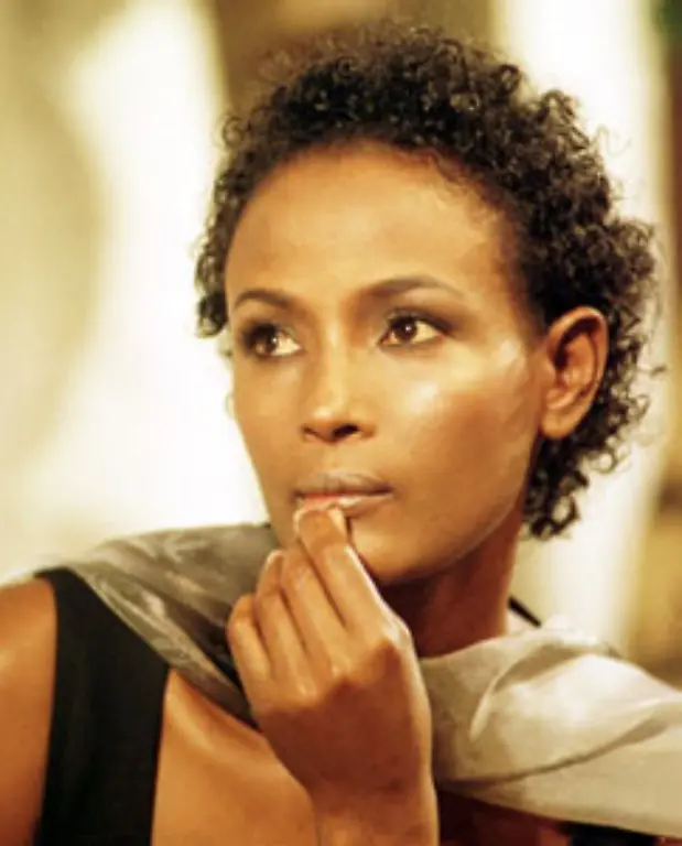 Jedes-Jahr-werden-1-5-Millionen-Maedchen-an-ihren-Geschlechtsorganen-beschnitten