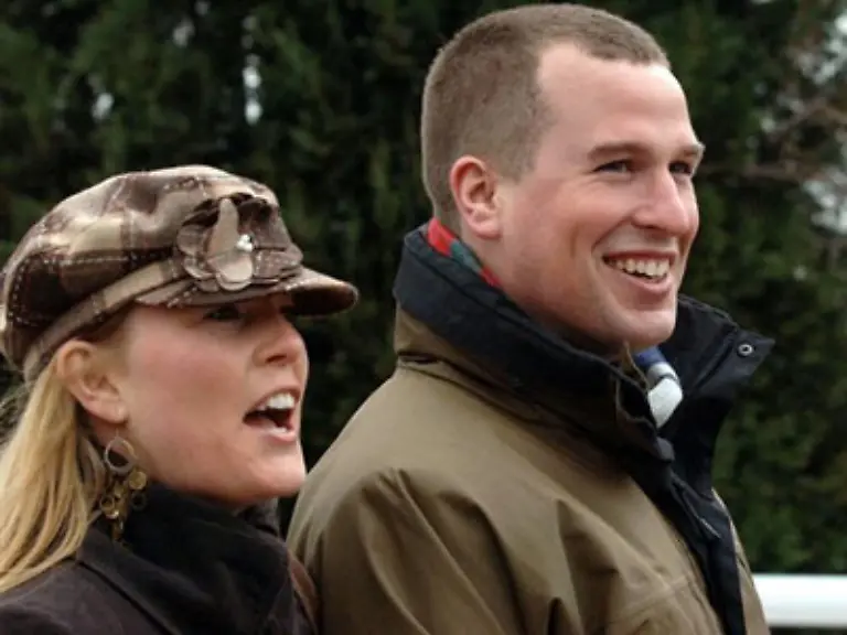 Er-ist-der-Sohn-von-Prinzessin-Anne-aus-ihrer-geschiedenen-Ehe-mit-Mark-Phillips-Die-Koenigin-hatte-erst-kuerzlich-der-geplanten-Hochzeit-von-Enkel-Peter-ihren-Segen-erteilt