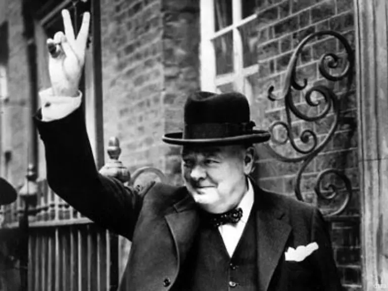 Churchill-war-und-blieb-fuer-sie-eine-Vaterfigur-mit-Margaret-Thatcher-gab-es-Persoenlichkeitskonflikte-und-mit-Blair-ihrem-juengsten-Premier-soll-das-Verhaeltnis-ausserordentlich-harmonisch-gewesen-sein