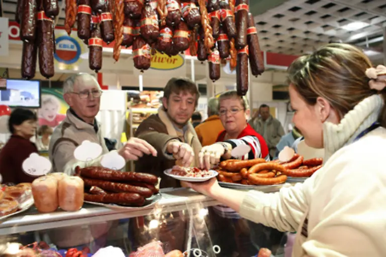 und-wenden-sich-wieder-den-Produkten-aus-Fleischerfachgeschaeften-zu