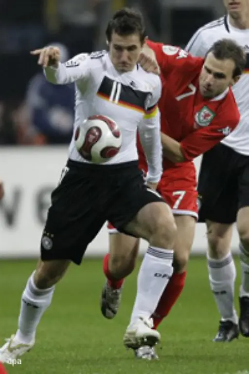 Es-gab-fuer-die-Kicker-von-Jogi-Loew-auch-wirklich-keinen-Grund-Vollgas-zu-geben-denn-ein-Sieg-gegen-Wales-haette-nur-dazu-gefuehrt