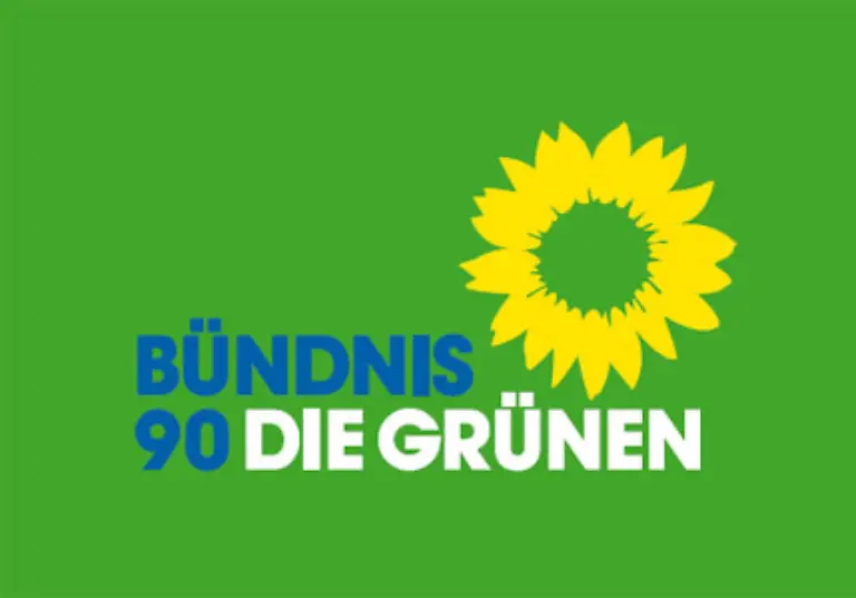 ebenso-wie-dieser-Entwurf-keine-Mehrheit-Hier-wird-die-Trennung-der-beiden-Namensteile-nicht-ueber-eine-gemeinsame-Farbe-sondern-ueber-die-Anordnung-der-beiden-Begriffe-sowie-durch-die-gemeinsame-Schrift-Avant-Garde-aufgehoben