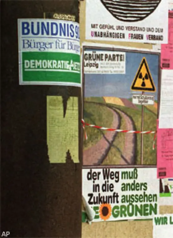 Erst-im-September-1991-gruendete-sich-das-Buendnis-90-als-Partei