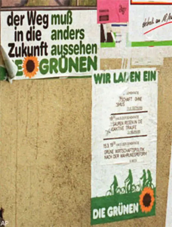 Die-Gruene-Partei-der-DDR-die-im-November-1989-gegruendet-worden-war-hatte-sich-bereits-am-3-Dezember-1990-mit-den-westdeutschen-Gruenen-vereinigt