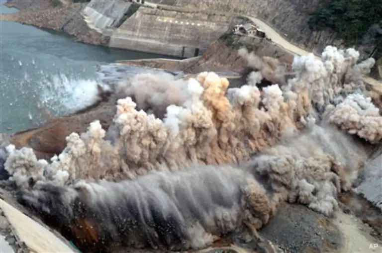 kontrolliert-gesprengt