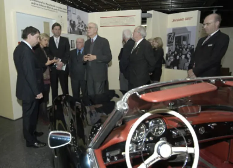 Wie-hat-die-Oeffentlichkeit-damals-reagiert-Welche-Rolle-haben-die-Medien-eingenommen-Und-wie-haben-die-Affaeren-unser-Wertesystem-veraendert-Mit-freundlicher-Genehmigung-praesentieren-wir-eine-Auswahl-der-groessten-Affaeren-der-Bundesrepublik