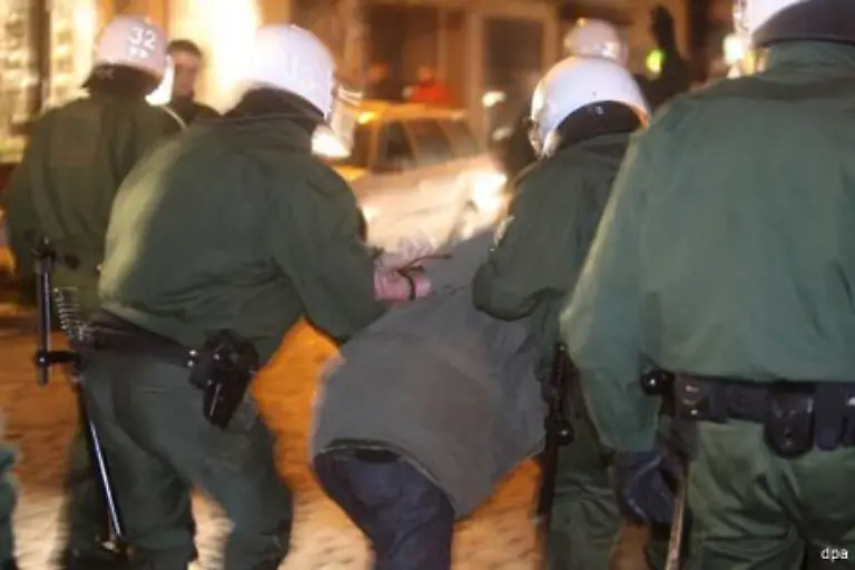Die-Bilanz-50-Demonstranten-kamen-in-Gewahrsam-drei-wurden-verletzt